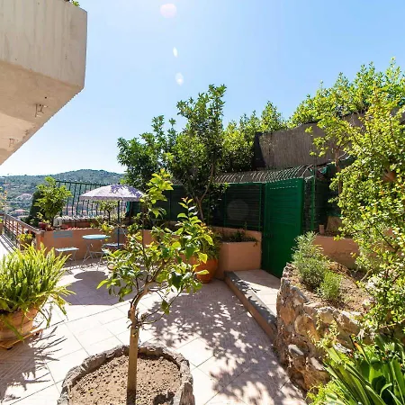 Super Terrace بيت للعطل